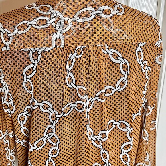 New Direction Top Sz L Mocha And White Chainlink Print Mesh With Lining Pleats - Picture 5 of 8